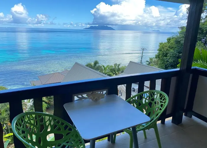 Mouggae Blues Beau Vallon (Mahe)