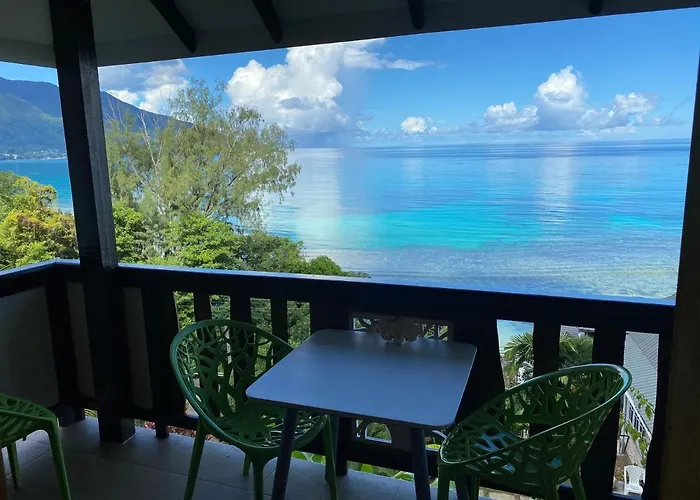 Mouggae Blues Beau Vallon (Mahe)