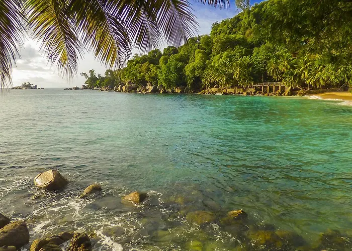 Villa Mouggae Blues Beau Vallon (Mahe)